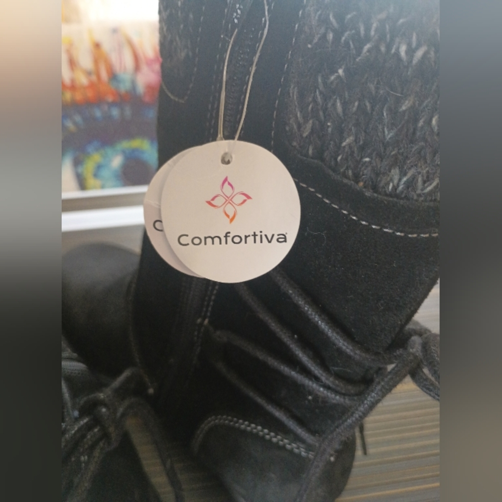 Comfortiva Salem Charcoal Knit Lace-Up Boots